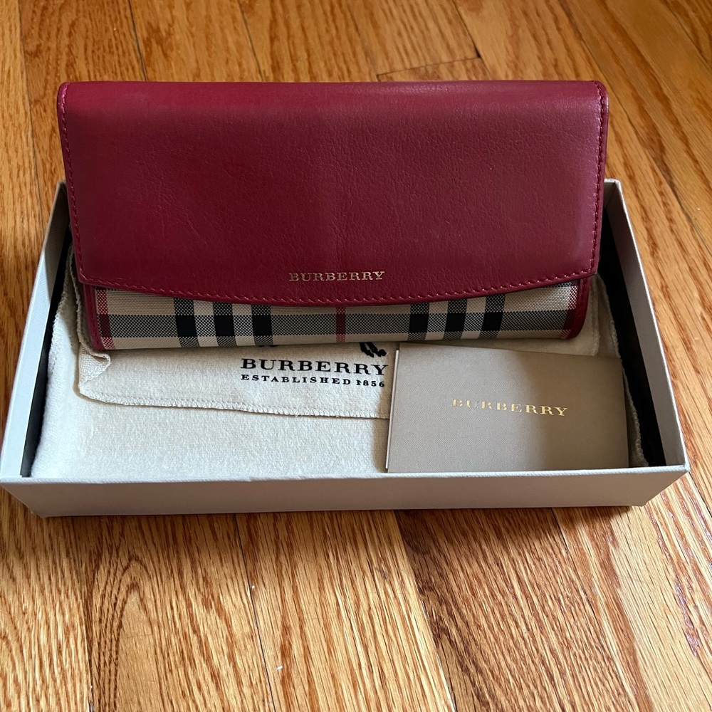 Burberry wallet